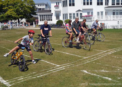 Mackinac Island Fudge Festival - Photo by John D. Ivanko (HobbyFarms.com)