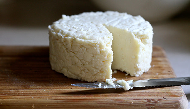 Home Cheesemaking: A Beginner’s Guide to Crafting Cheese