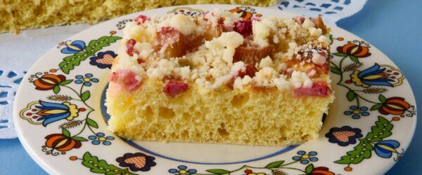 Rhubarb Cake: Vintage Recipes